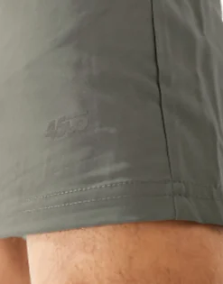 4505 Icon 5 Inch Training Shorts With Quick Dry In Black And Grey