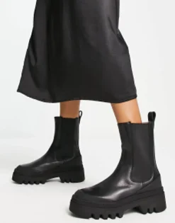 & Other Stories Leather Chunky Sole Boots In