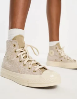 Converse Chuck 70 Hi Trainers With Swirl Print In Beige