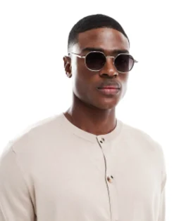 Design Angled Round Metal Sunglasses With Smoke Gradient Lens In