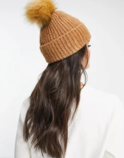 Design Beanie In With Tonal Faux Fur Pom