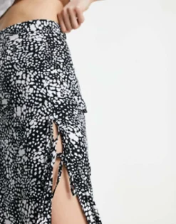 Design Bow Detail Midi Skirt With Thigh Split In Print
