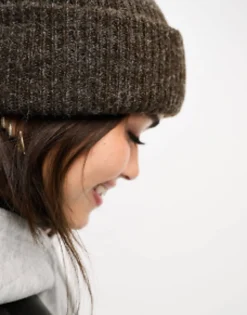Design Chunky Double Roll Beanie In Chocolate