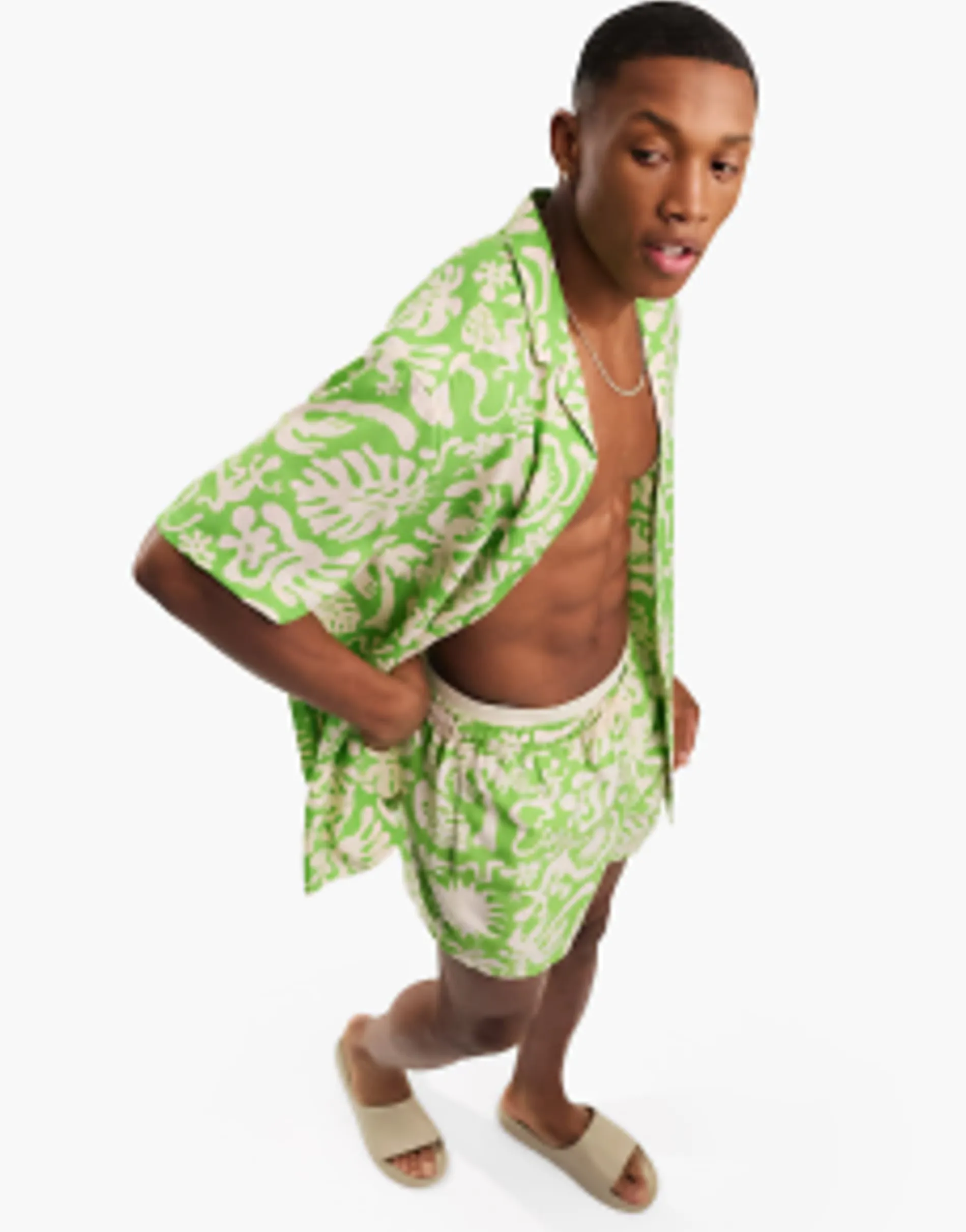 Design Co-Ord In Green Tropical Print