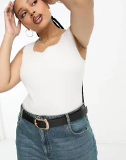 Design Curve Wavy Buckle Belt In