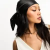 Design Extra Large Polysatin Headscarf In