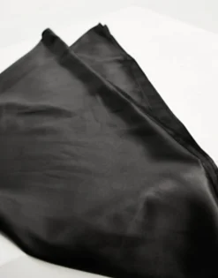 Design Extra Large Polysatin Headscarf In