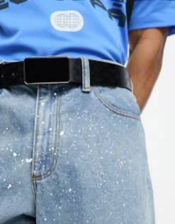 Design Faux Leather Belt With Enamel Buckle And Embossed Design In