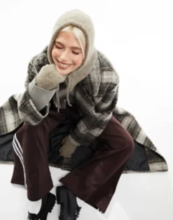 Design Knitted Hood In