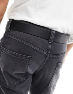 Design Leather Belt With Oversized Eyelets In