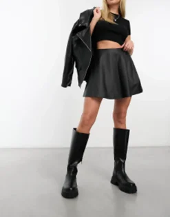 Design Leather Look Skater Mini Skirt In