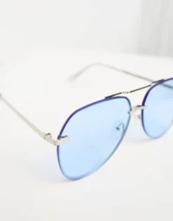 Design Metal Aviator Sunglasses With Laid On Blue Lens In