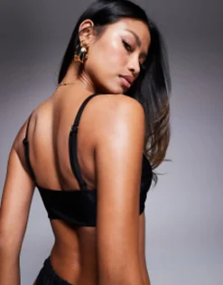 Design Mix And Match Skinny Crop Bikini Top In