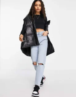 Design Petite Fitted Crop T-Shirt With Long Sleeve In