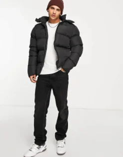 Design Puffer Jacket With Detachable Hood In
