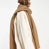 Design Raw Edge Scarf In
