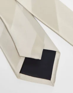 Design Regular Tie With Tonal Stripe In
