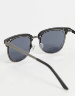 Design Retro Metal Sunglasses With Smoke Lens In And Matte Black