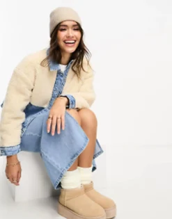 Design Rib Knit Beanie In Cream