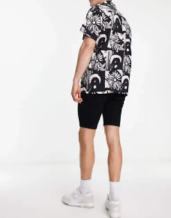 Design Skinny Regular Length Denim Shorts In