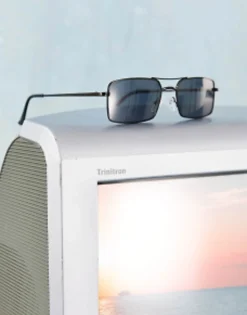 Design Slim Square Aviator Sunglasses With Smoke Lens In