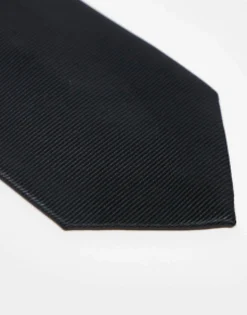 Design Slim Tie In