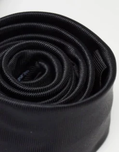 Design Slim Tie In