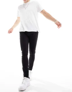 Design Spray On Chinos In