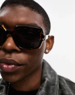 Design Square Sunglasses In Tort With Black Lens