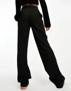 Design Tall Slim Straight Trouser In