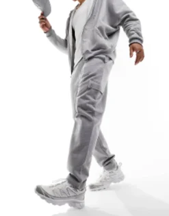 Design Tapered Cargo Joggers With Toggle In