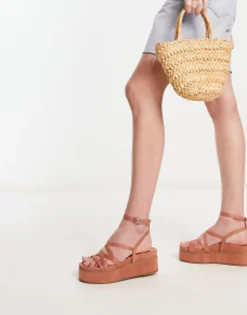 Design Taurus Strappy Flatform Sandals In