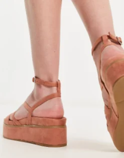 Design Taurus Strappy Flatform Sandals In