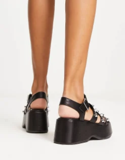 Design Terra Studded Fisherman Flatform Sandals In