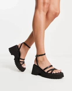Design Trippy Chunky Cleated Sandals In