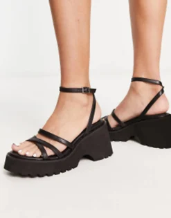 Design Trippy Chunky Cleated Sandals In