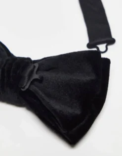 Design Velvet Bow Tie In