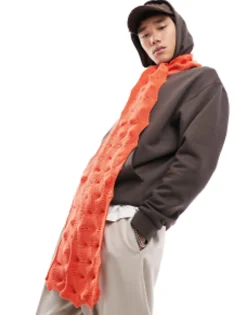 Design Warped Scarf In Warm Knit