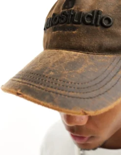 Design Waxed Trucker Cap In Washed