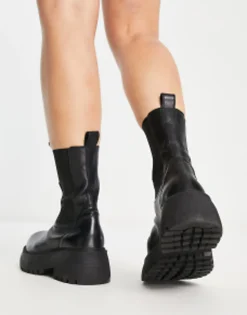 Design Wide Fit Adelaide Leather Chelsea Boots In Black