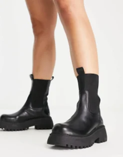 Design Wide Fit Adelaide Leather Chelsea Boots In Black