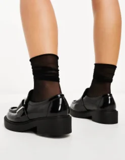 Design Wide Fit Magnolia Side Buckle Loafer In