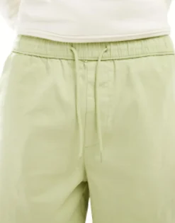 Design Wide Shorts In Regular Length In Sage