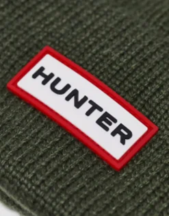 Hunter Beanie With Tab Logo In