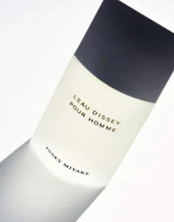 Issey Miyake L'Eau D'Issey Pour Homme Eau De Toilette Spray 75Ml Gift Set