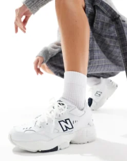 New Balance 608 Trainers In