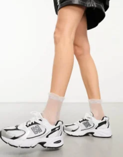 New Balance 530 Trainers In Black