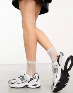 New Balance 530 Trainers In Black