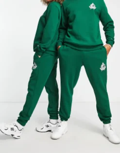 New Balance Members Club Lounge Set In Green- Exclusive To Asos