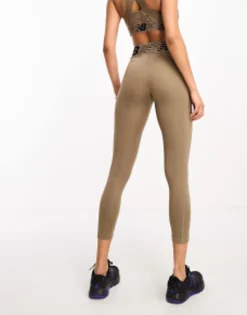 New Balance Relentless Leggings In